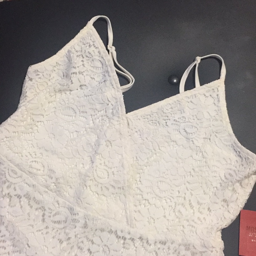 Mossimo - Picture 2 of 3